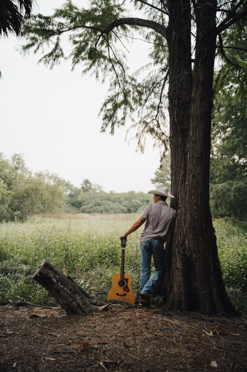 The country sound is so much better than the lyrics